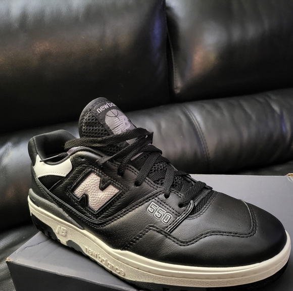 New Balance 550 "Panda" - Picture 2 of 6